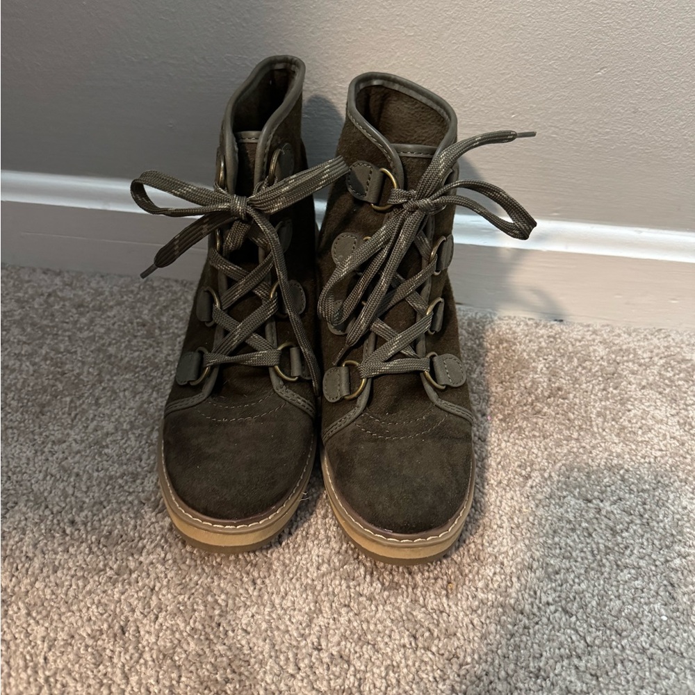 Dark Green Suede Lace-Up Wedge Boots